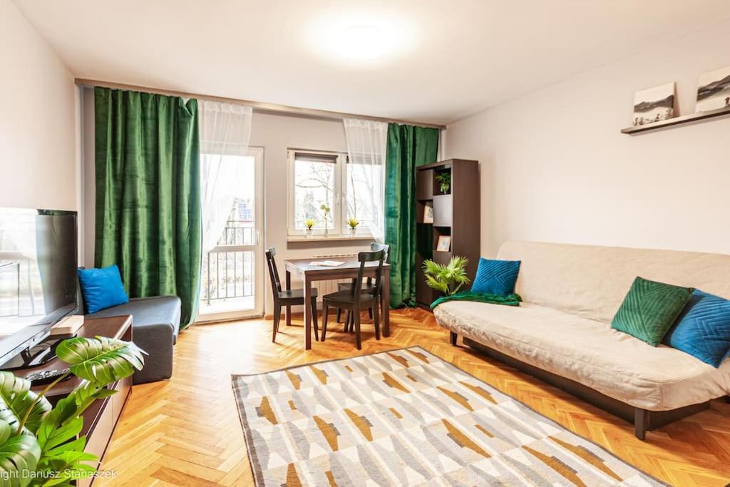 Superapart Woloska 40 Warsaw Luaran gambar