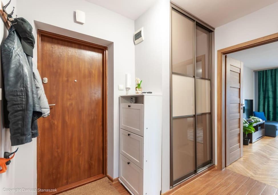 Superapart Woloska 40 Warsaw Luaran gambar